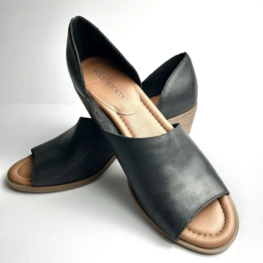 Sole Society NWOT Ramilia Black Leather Block Heel‎ Open Toe Shoe Women 9.5
